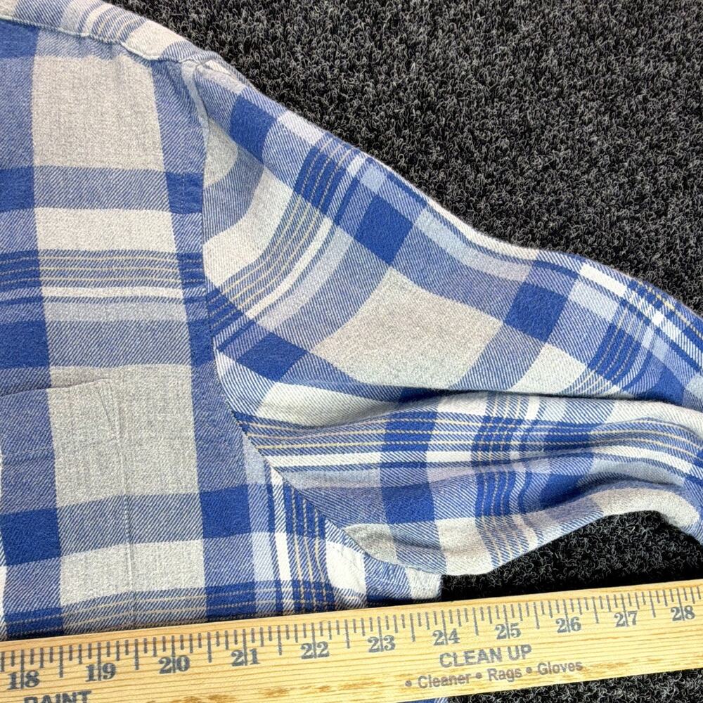 St Johns Bay Shirt Mens Large Blue Cream Plaid Flannel Long Sleeve Button Down - Picture 6 of 7